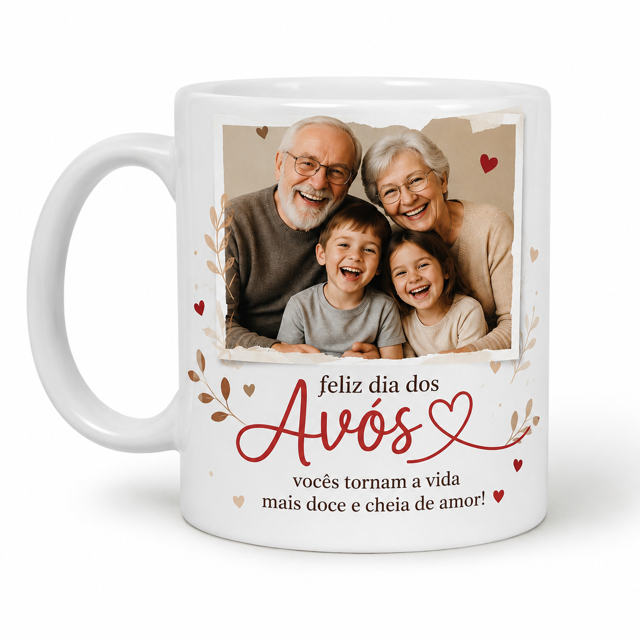 Caneca branca personalizada para o Dia dos Avós com foto dos avós e netos em arte exclusiva